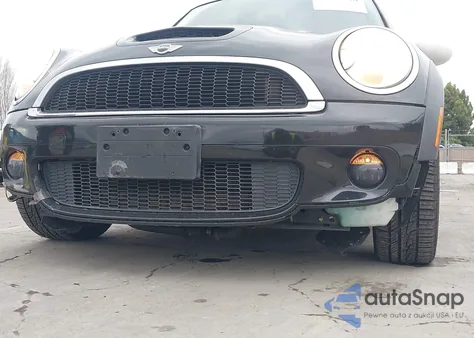 2010 Mini Cooper S из США, поврежденный, VIN WMWMF7C50ATW89549